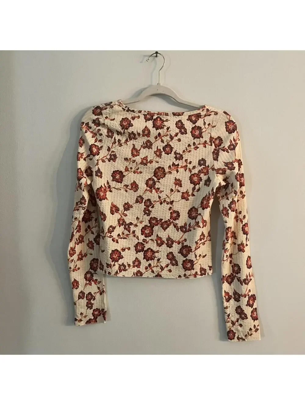 Free People Tilly Cotton Seersucker Cardigan in Tea Combo Floral Print